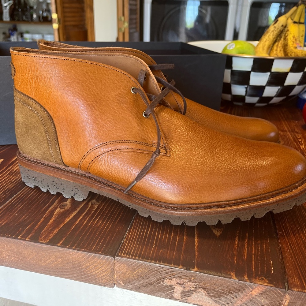 Allen Edmonds chukka boots